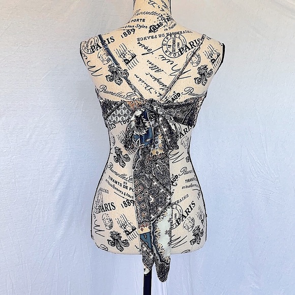 SHEIN Bandanna Top - Picture 3 of 3